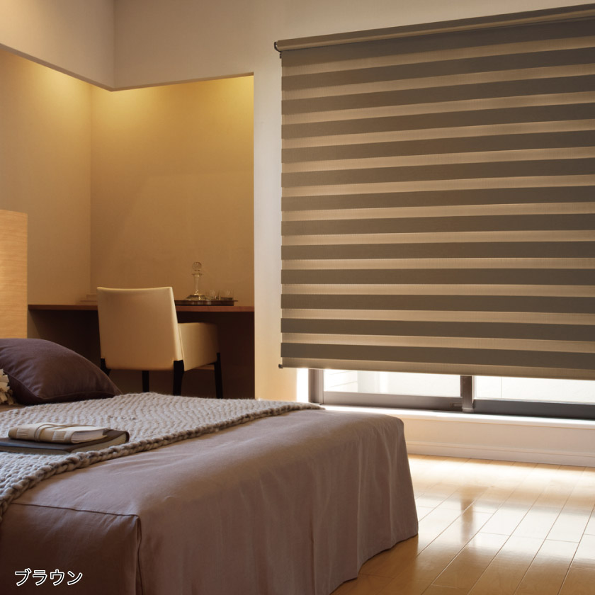 遮光3級の調光ロールスクリーン。全平時の寝室への施工画像です。
